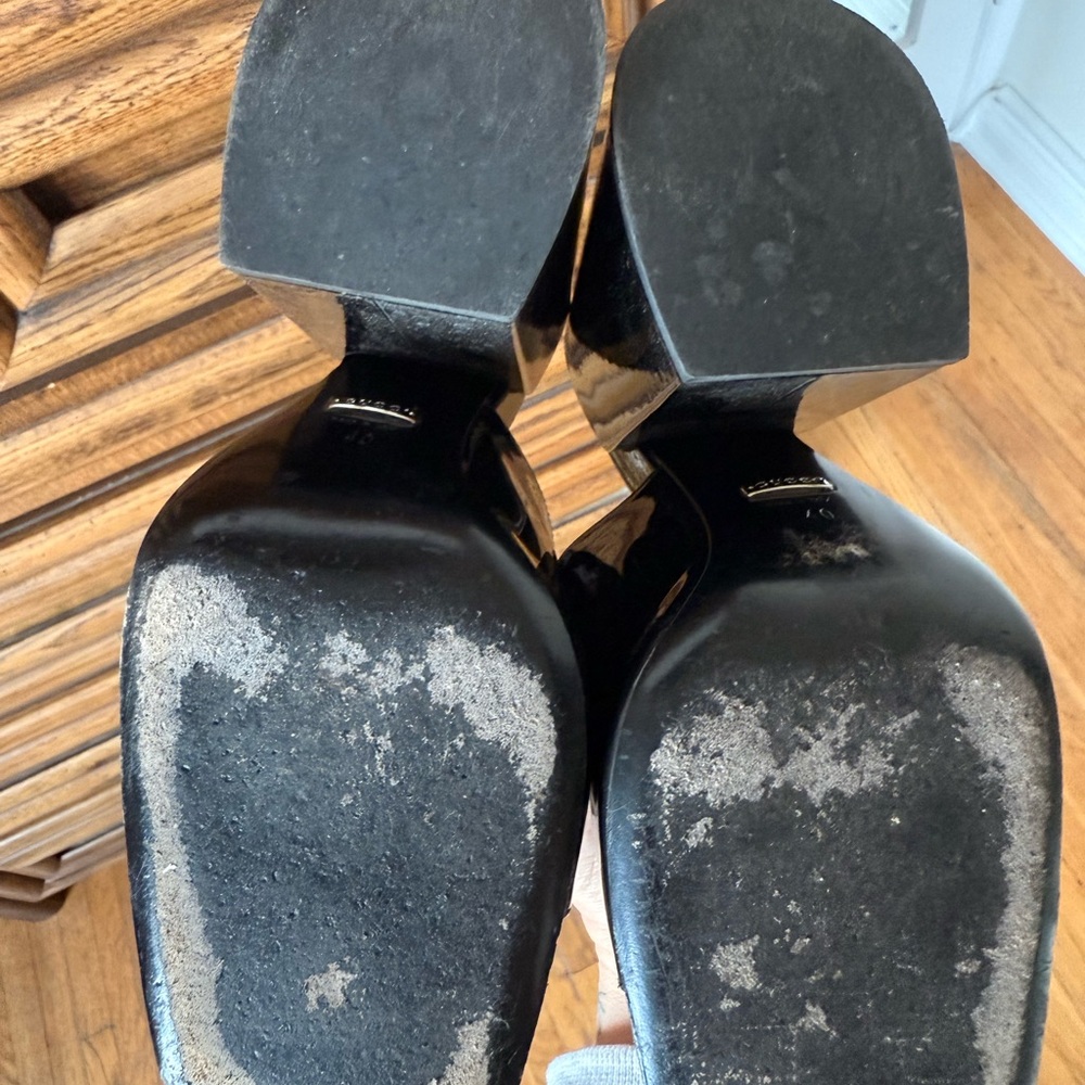 GUCCI Lexi 105 Patent Leather Mules - Picture 4 of 4